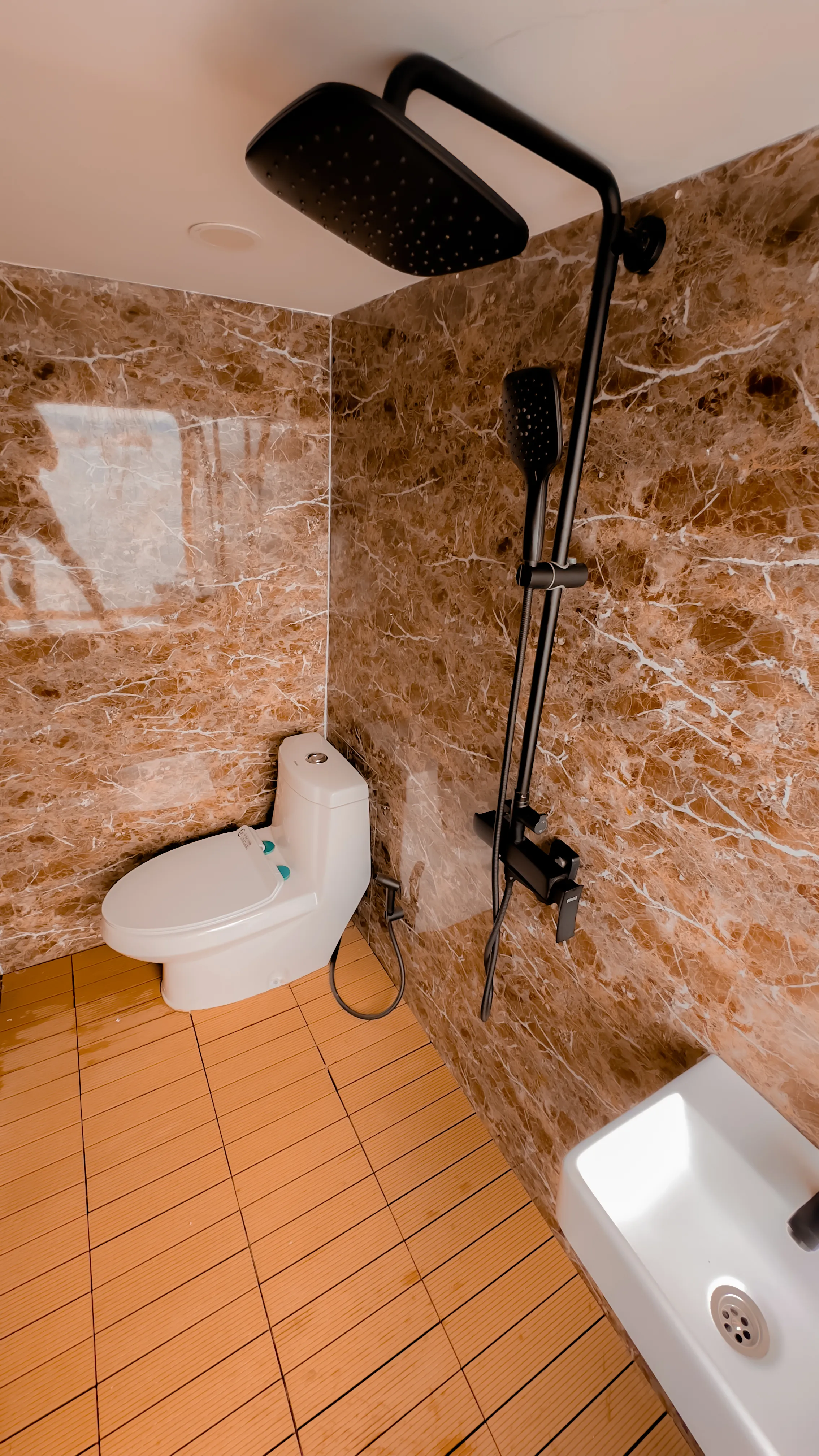 Semesta image 20